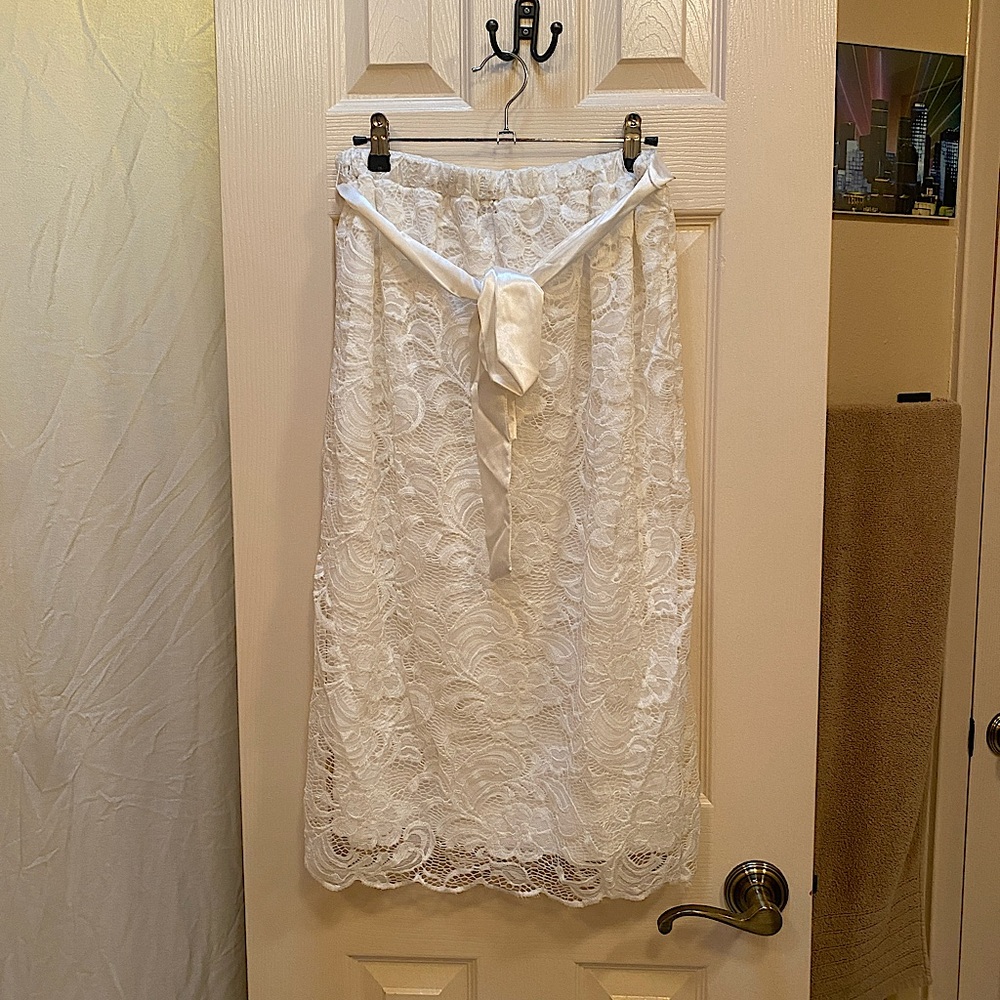White Lace Midi Pencil Skirt w/ Lining | Collections Etc.
